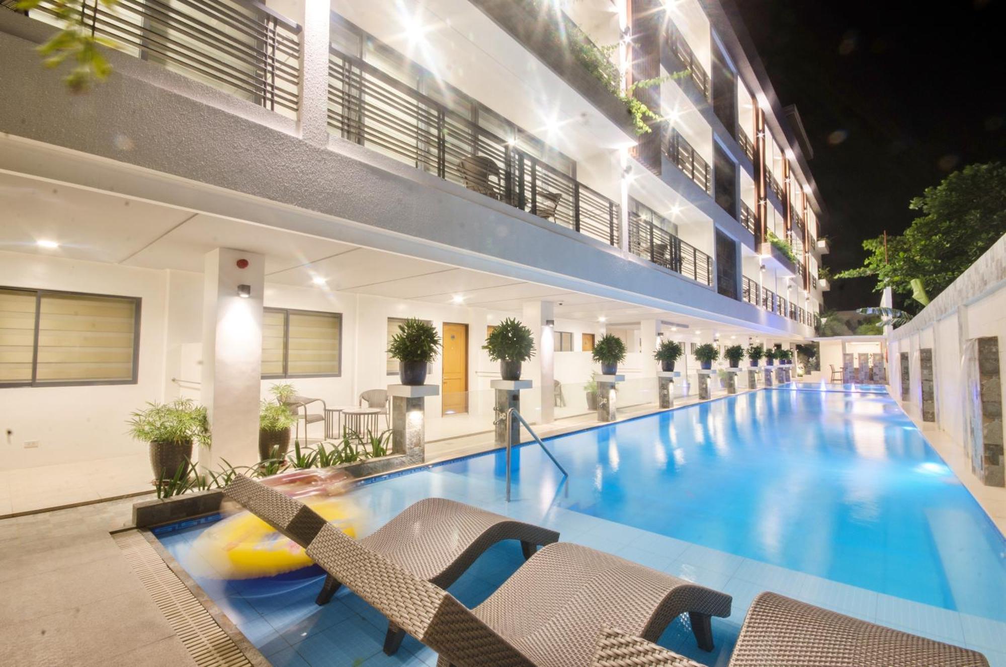 Commander Suites De Boracay Manoc-Manoc Eksteriør billede